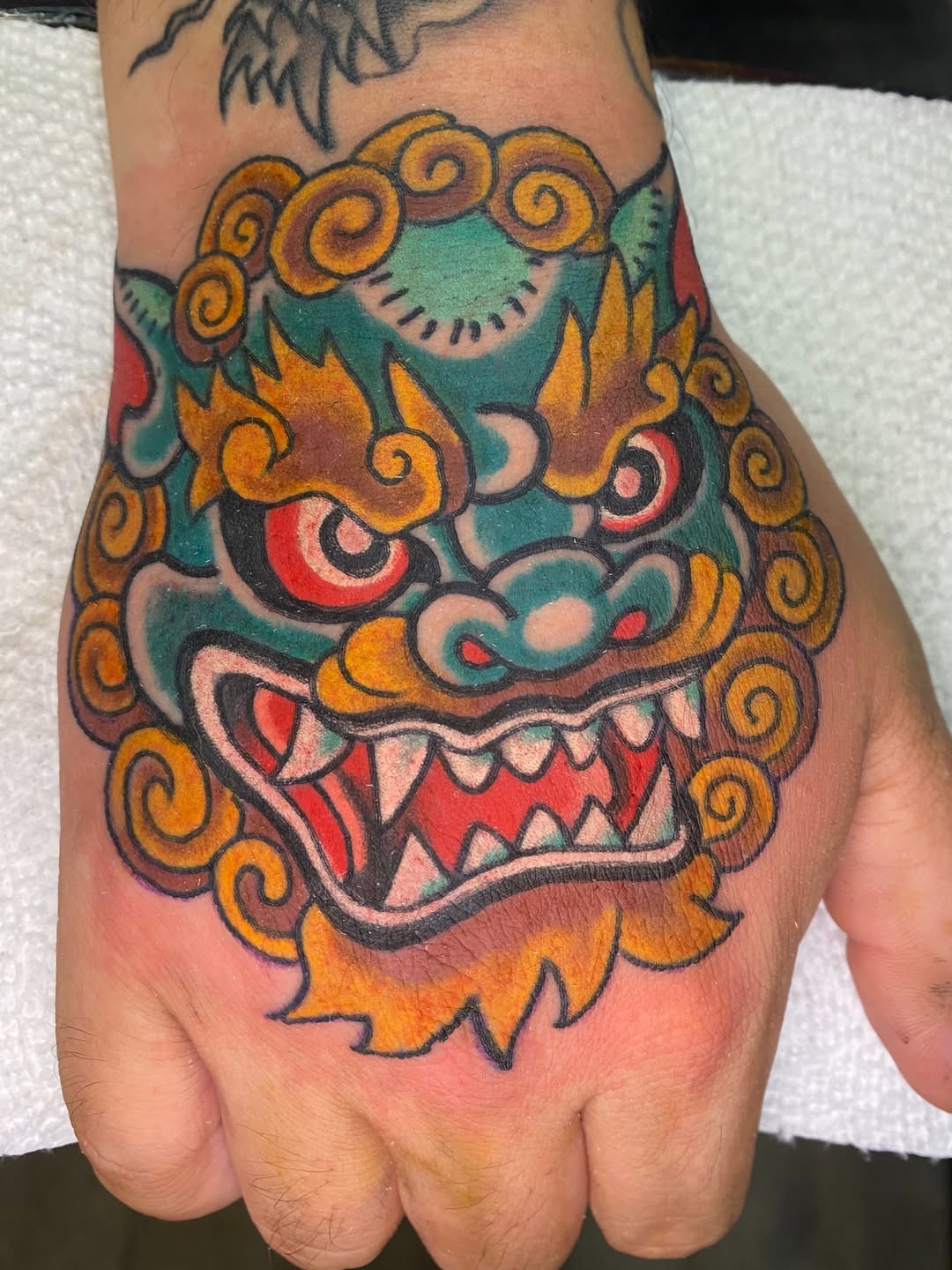 Tattoo by @dminus12 — japanese_irezumi, neo_traditional