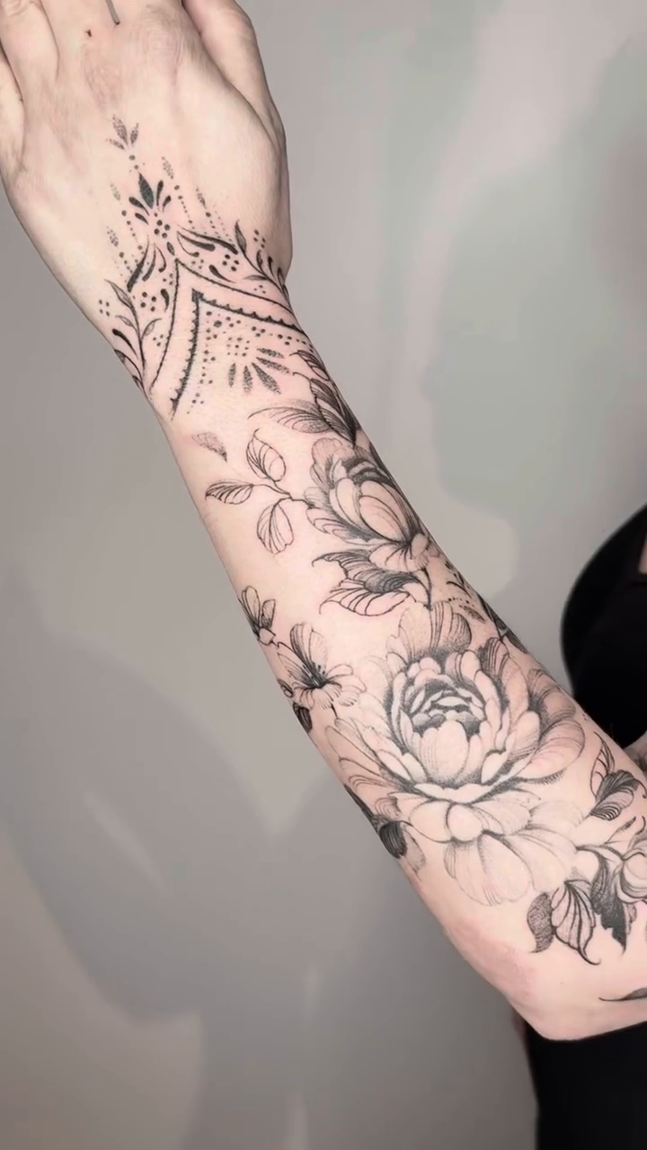 Tattoo by @slaubcreation — fine_line, ornamental