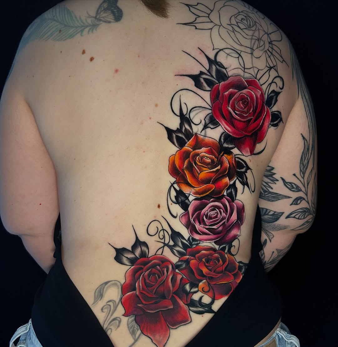 Tattoo by @la_diabhla — neo_traditional, realism