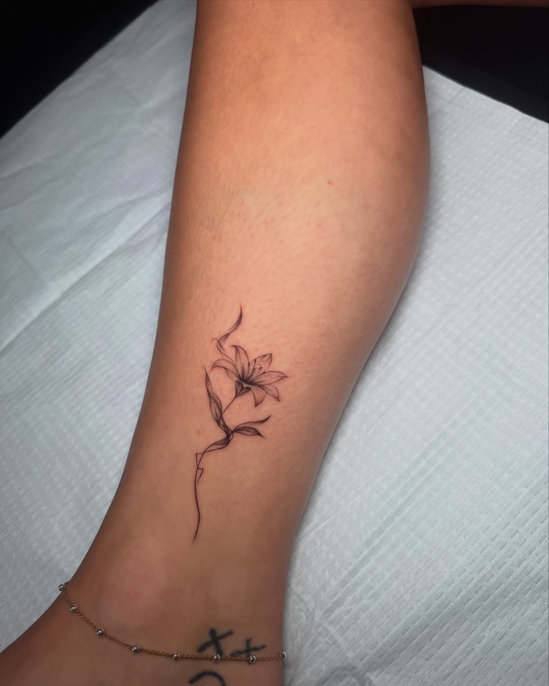 Tattoo by @gabsthegeminii — fine_line