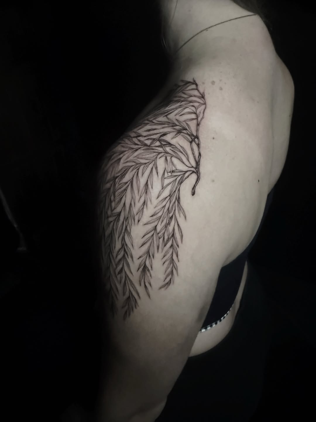 Tattoo by @shengguevaratattoos — fine_line, black_and_grey