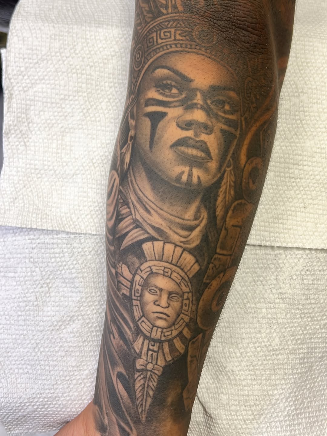 Tattoo by @edgar_bigserio_tattoo — black_and_grey, realism