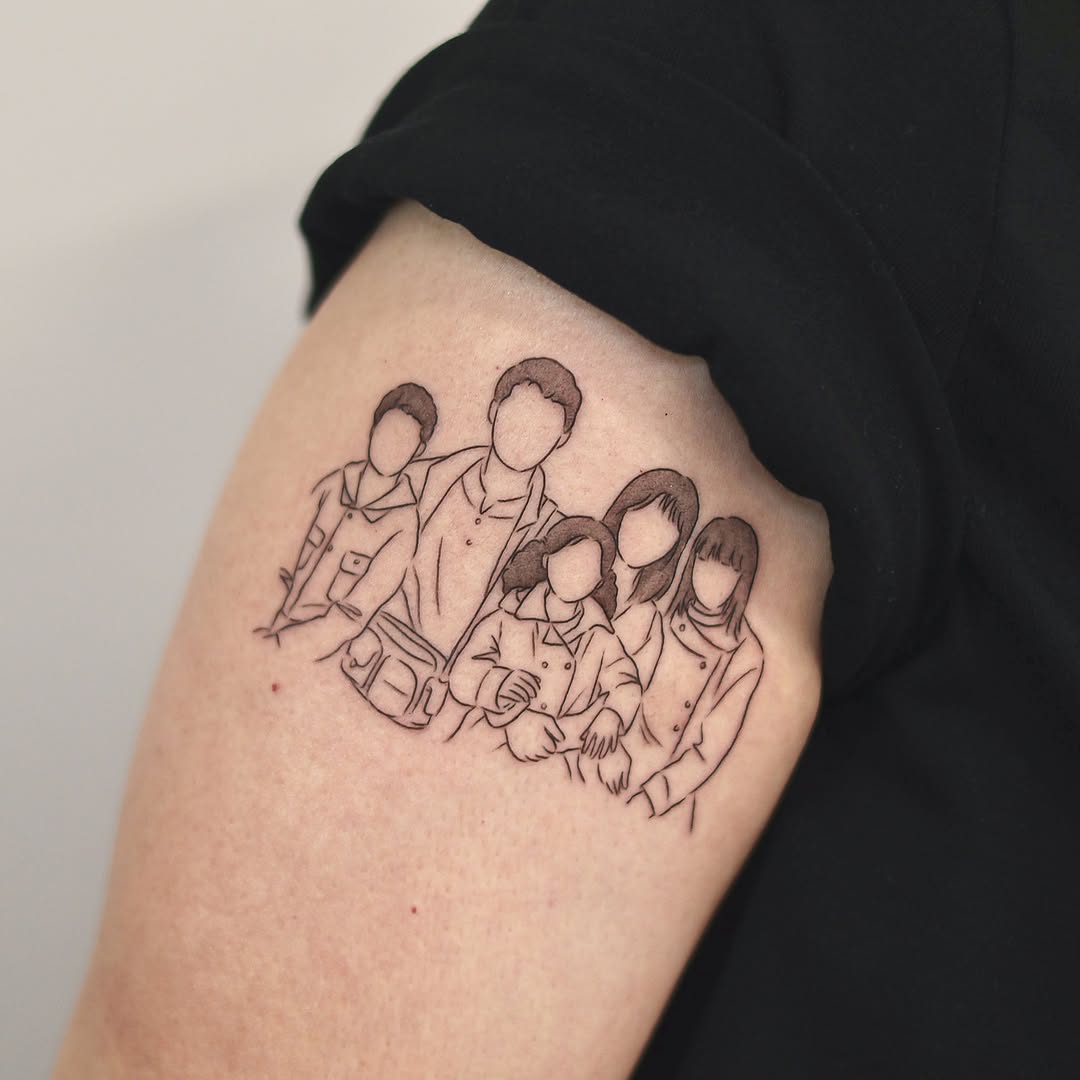 Tattoo by @tattooer_oom — fine_line