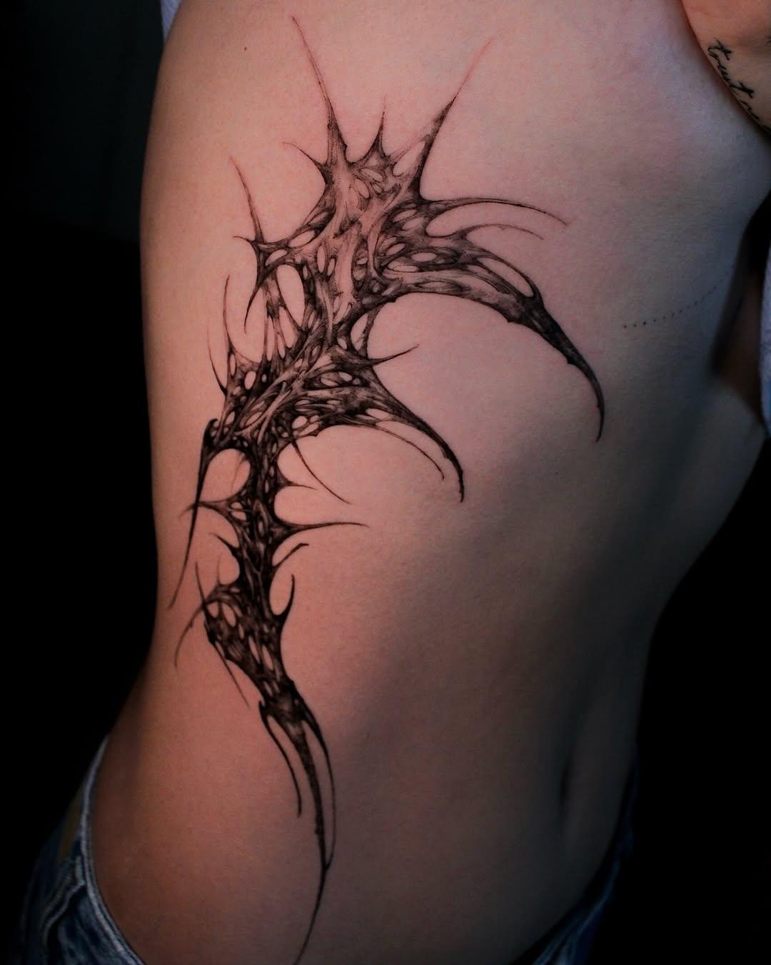 Tattoo by @hynngloomy โ blackwork, ornamental
