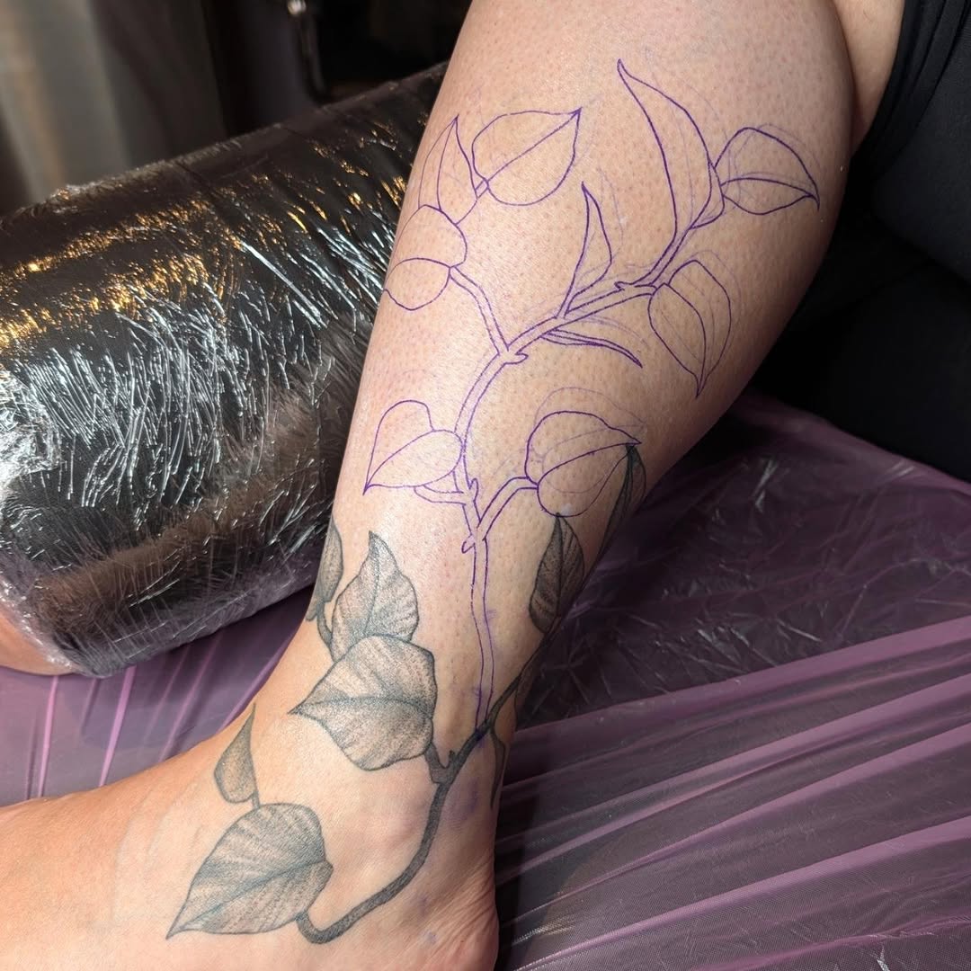 Tattoo by @mimtheyertattoos — fine_line, black_and_grey