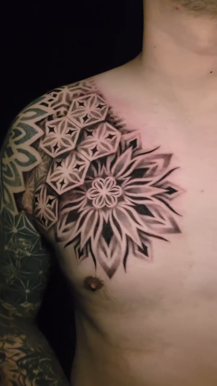 Tattoo by @toa_monti β geometric, dotwork