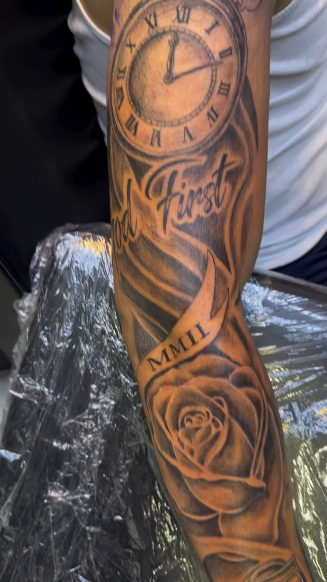 Tattoo by @onasistattoo — black_and_grey, realism