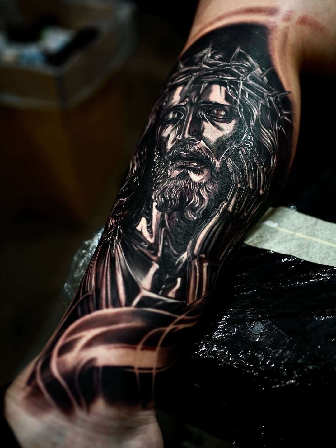 Tattoo by @josemanoel_sopelaartetattoo โ realism, black_and_grey
