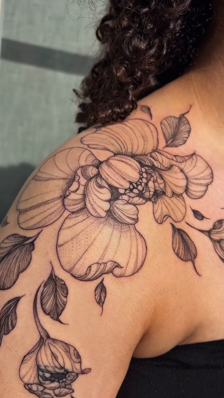 Tattoo by @raini.xo.tattoo β fine_line, black_and_grey