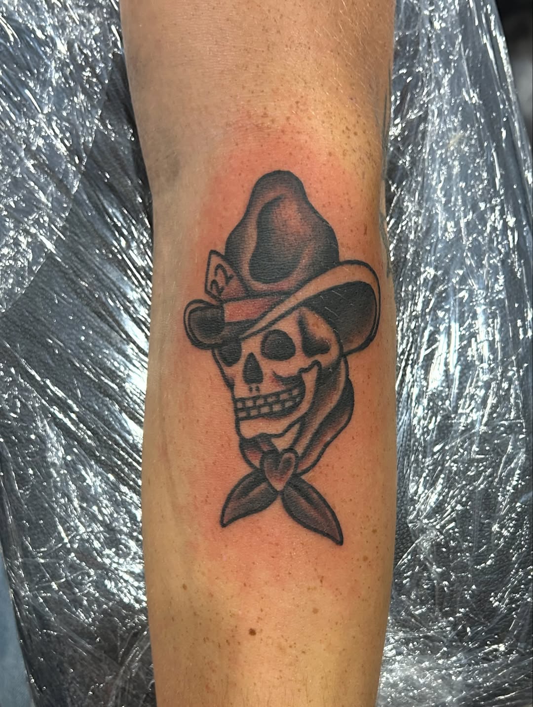 Tattoo by @jesuscheekstattoos โ american_traditional