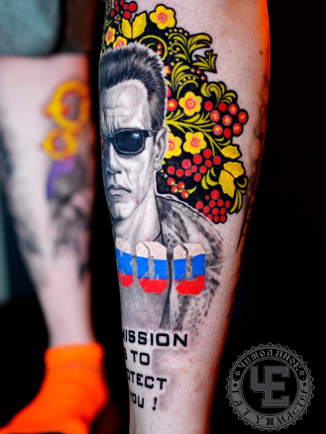 Tattoo by @chemodanov11 — realism, trash_polka