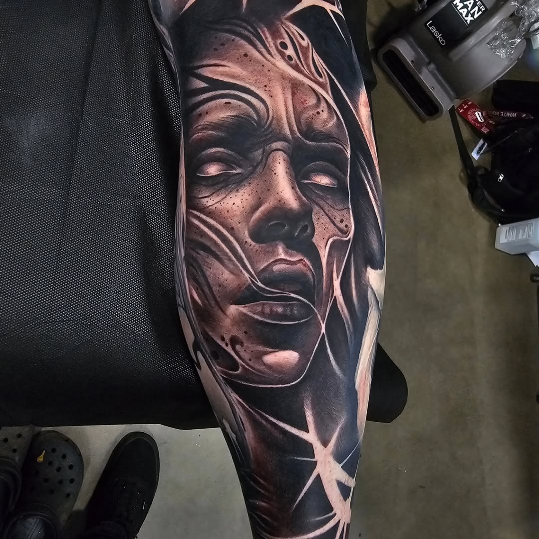 Tattoo by @ericbadantattoos โ realism, black_and_grey