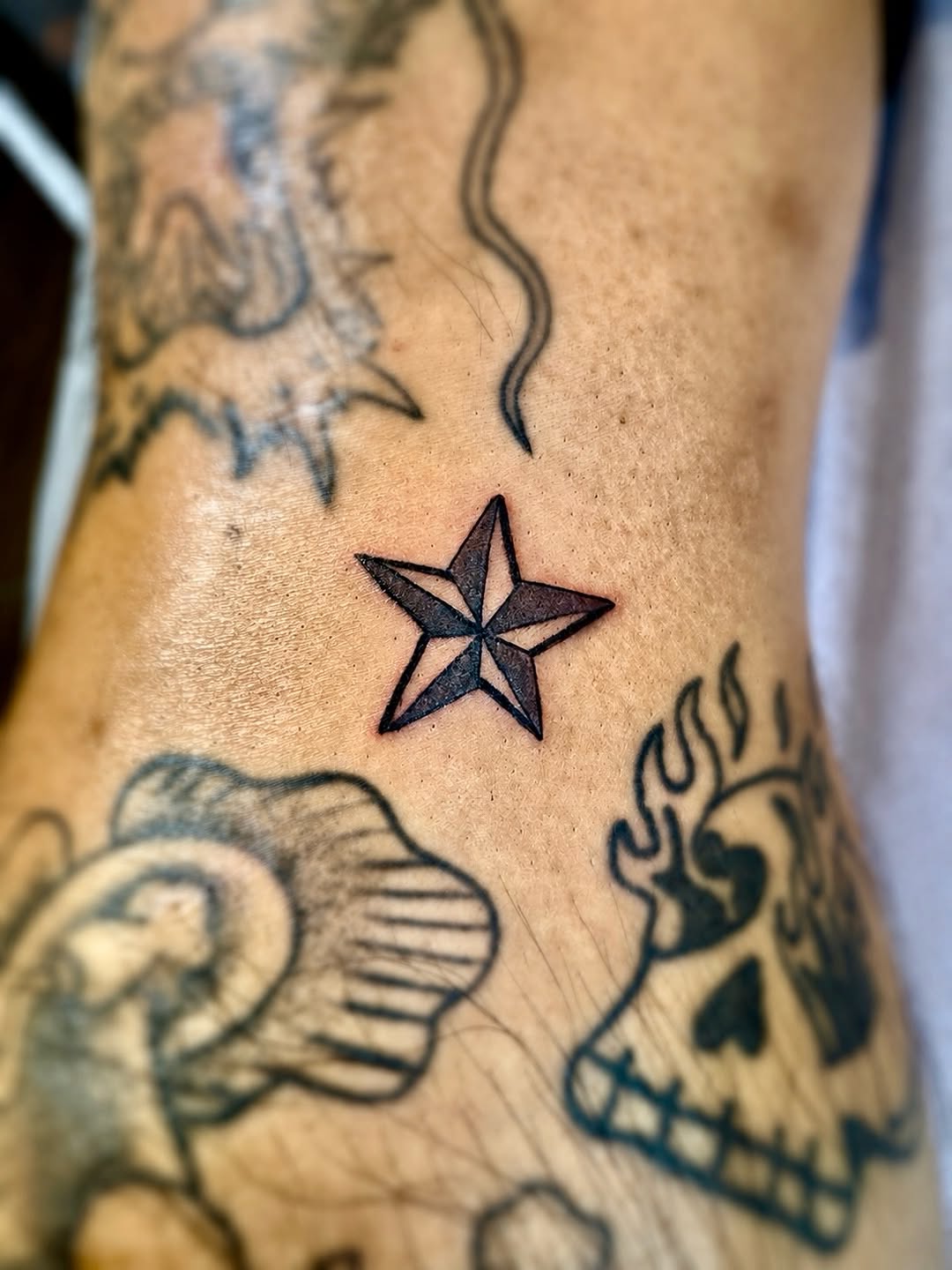 Tattoo by @21.12_ink โ american_traditional