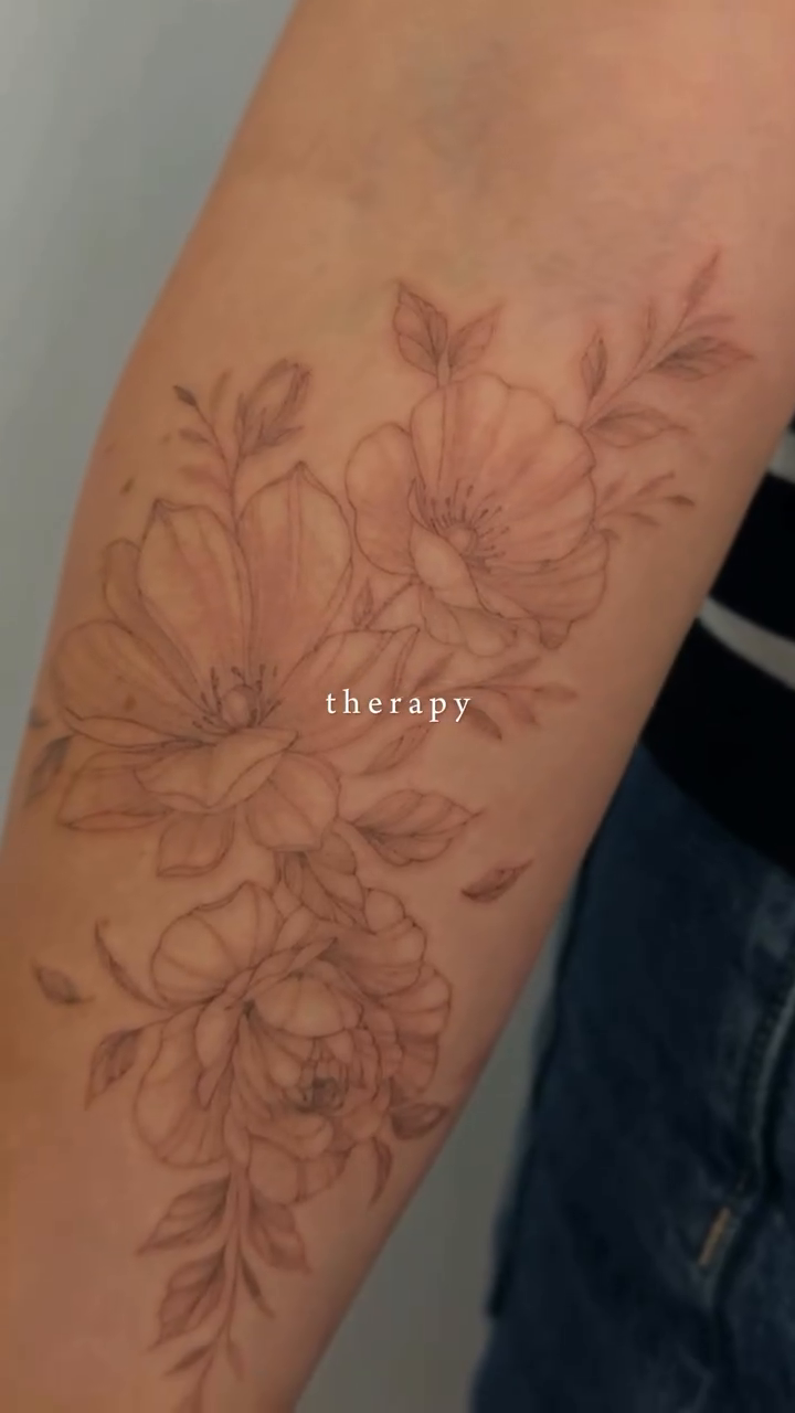 Tattoo by @meutattoo — fine_line