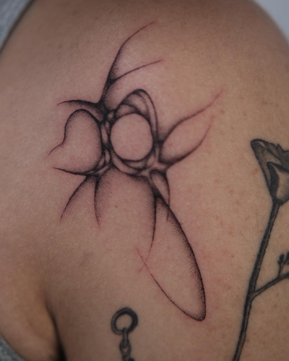 Tattoo by @moonfexx — dotwork, fine_line
