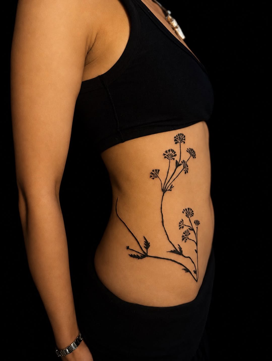 Tattoo by @matthew_makes_tattoos โ fine_line
