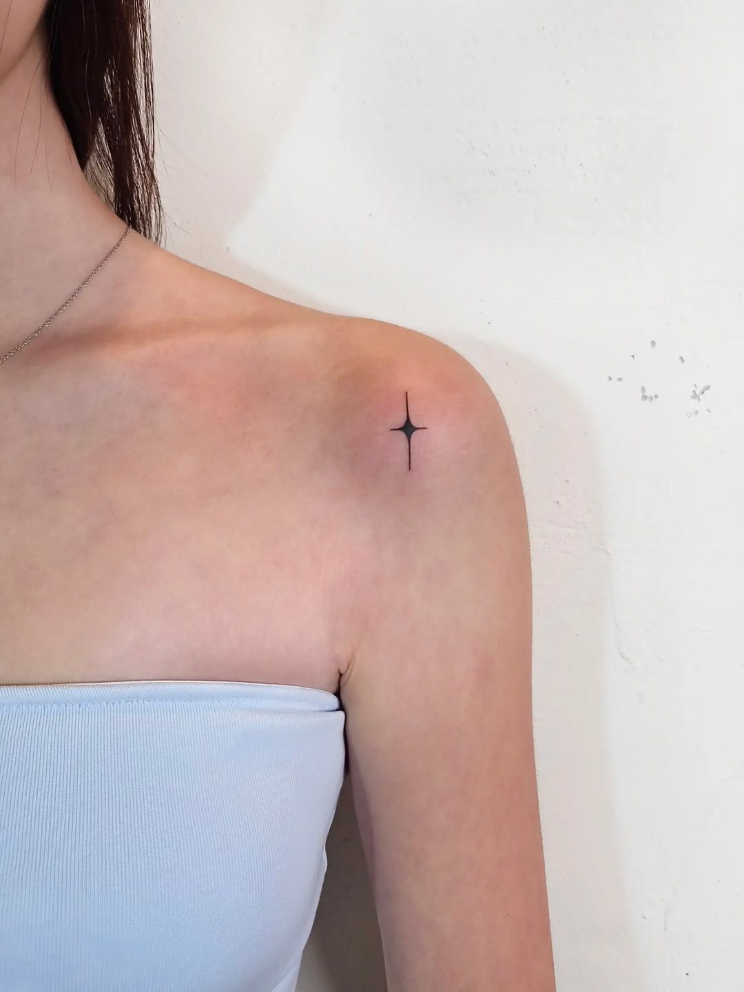 Tattoo by @ink_x_seoul — fine_line, minimalist