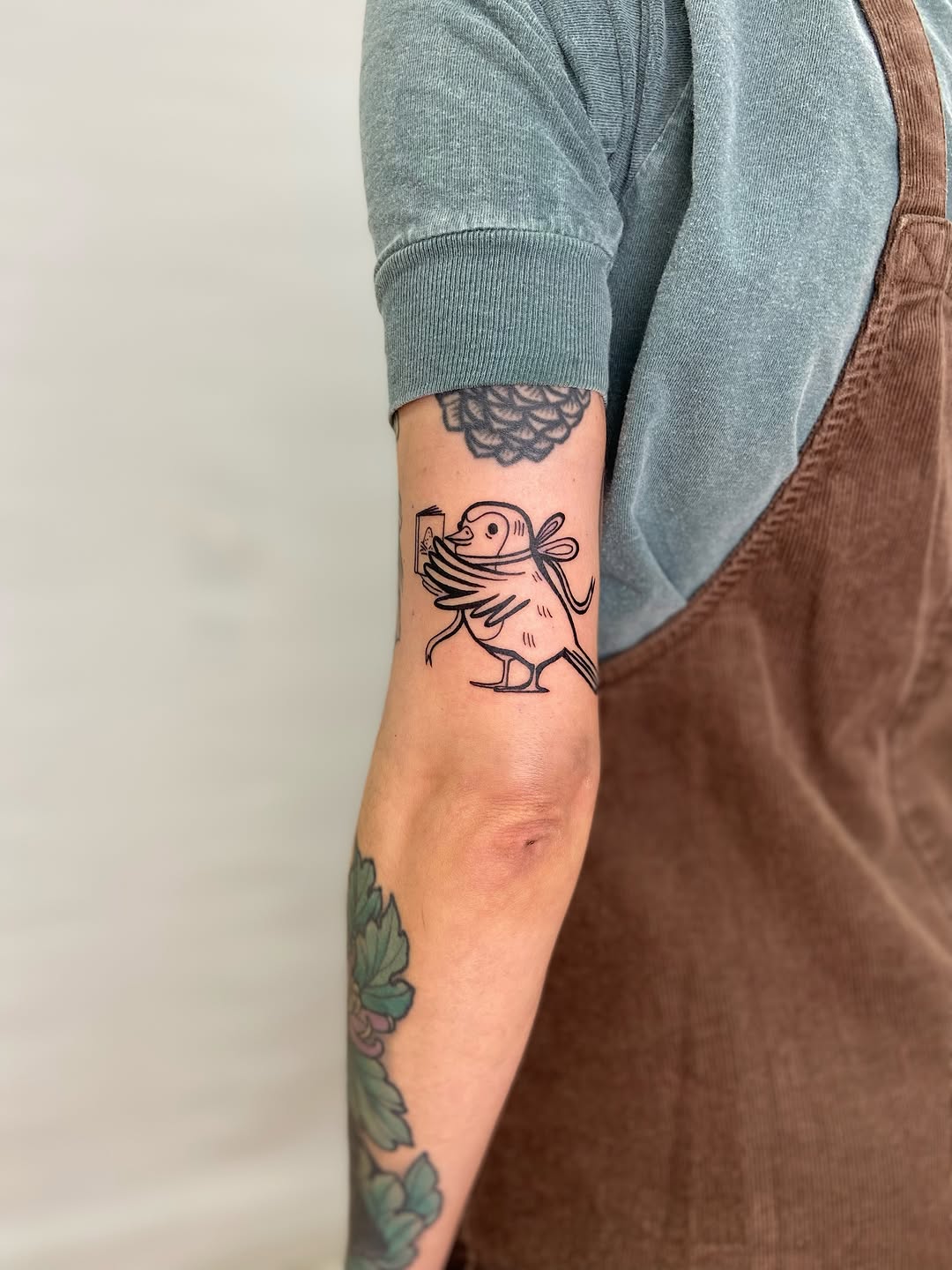 Tattoo by @cathbraungrenier — illustrative
