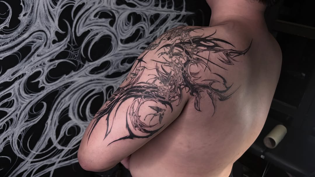 Tattoo by @deathtxpia โ blackwork, geometric