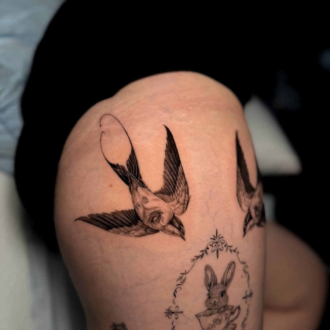 Tattoo by @memo.tattoo — black_and_grey, fine_line