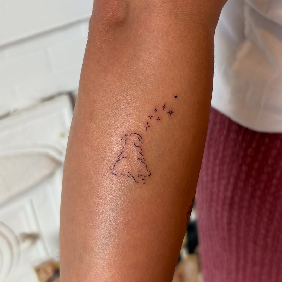 Tattoo by @erinhasagun โ fine_line, minimalist