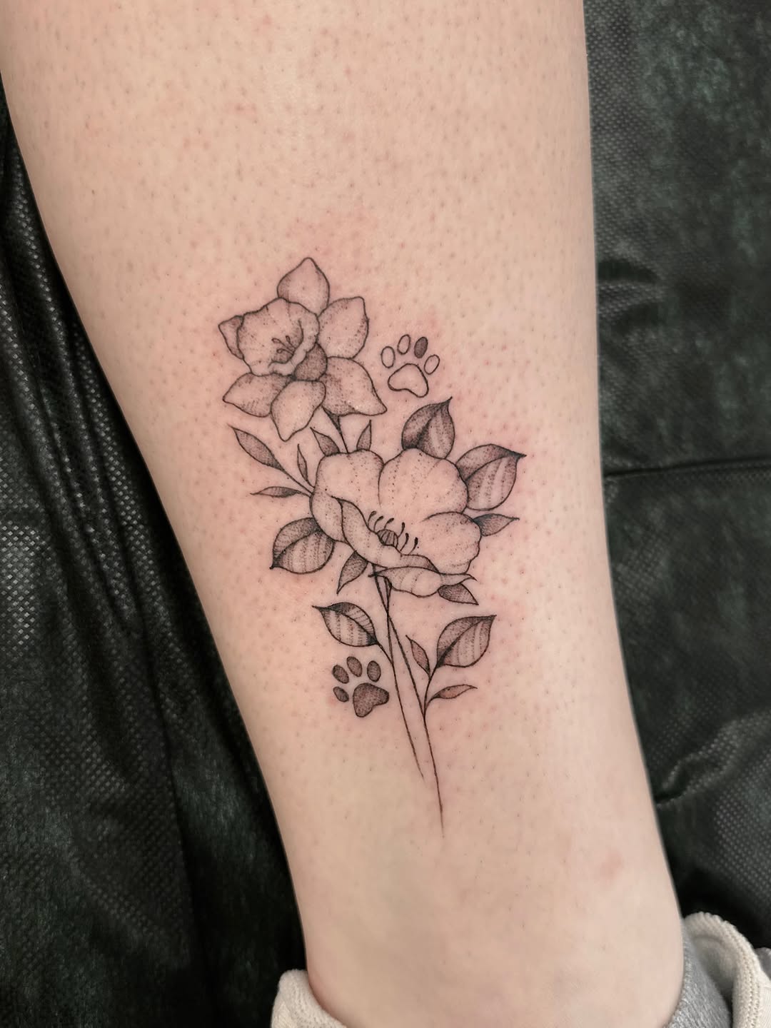 Tattoo by @shroomgrrrl — fine_line, black_and_grey