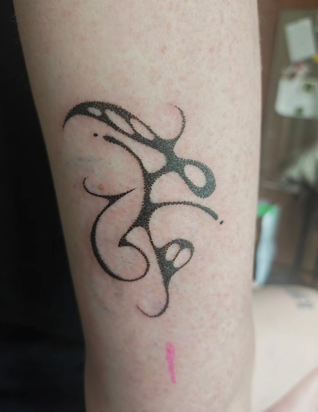 Tattoo by @umubiri.tattoo — fine_line, blackwork