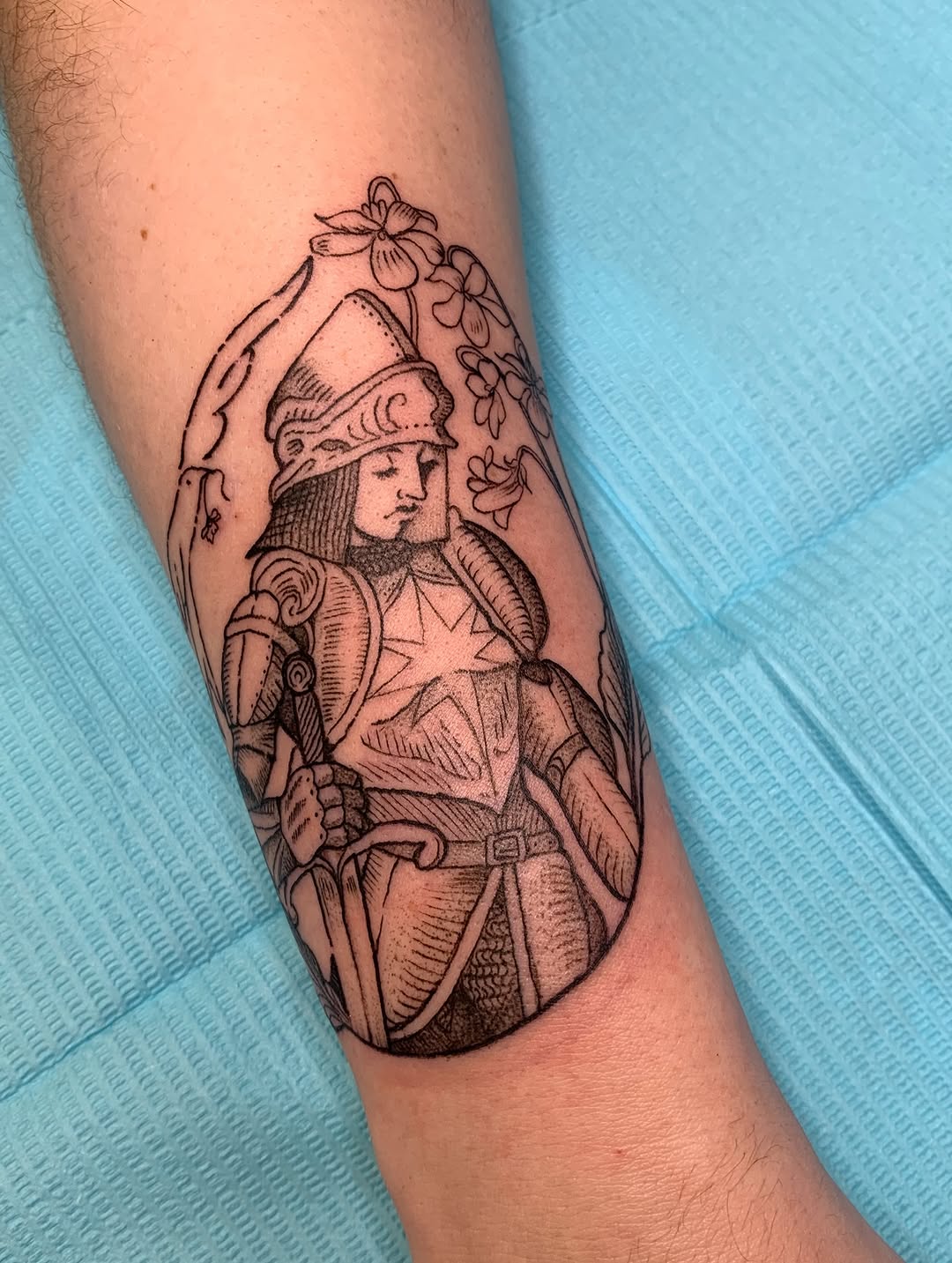 Tattoo by @tenderhearttattoo — illustrative, black_and_grey