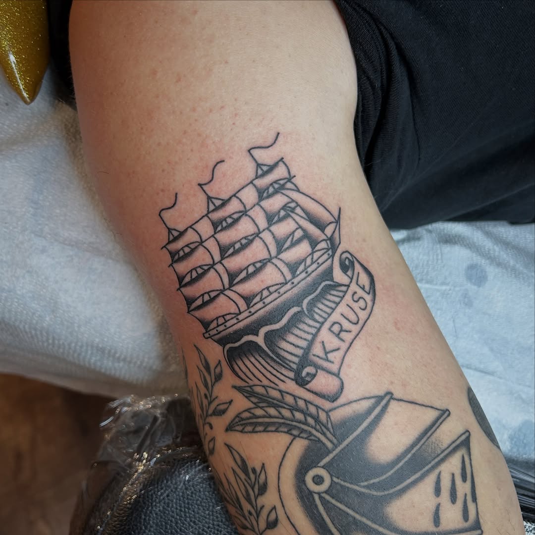 Tattoo by @moosetattooer β american_traditional