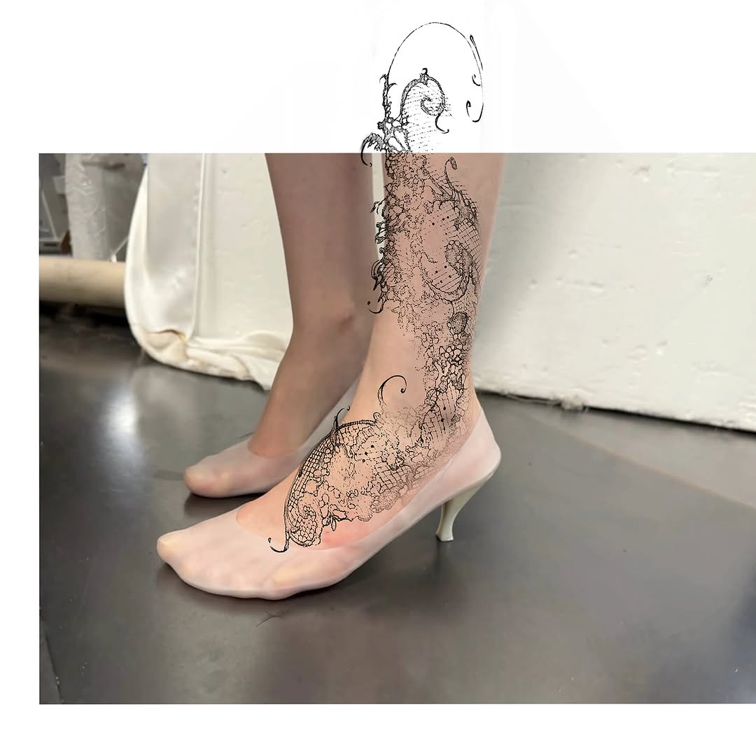 Tattoo by @eeelleventh — fine_line, ornamental
