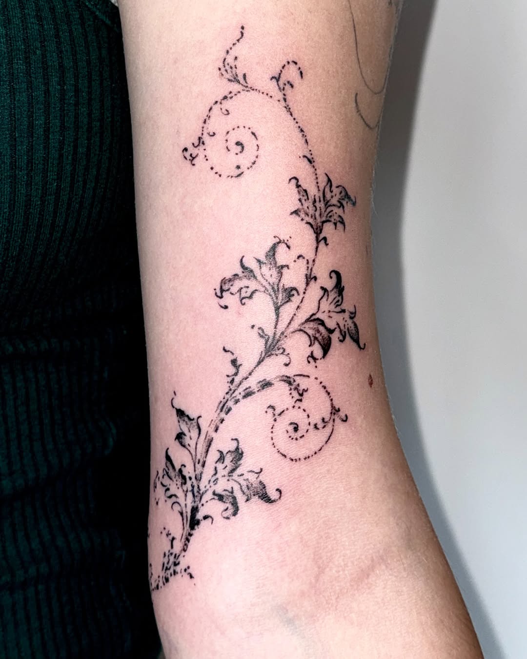 Tattoo by @flying.butter.tattoo β fine_line, dotwork
