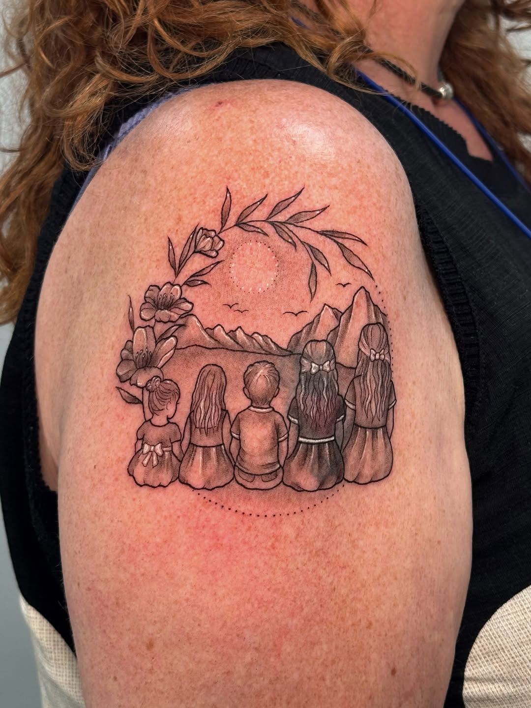 Tattoo by @inkbyleah_ โ fine_line, illustrative