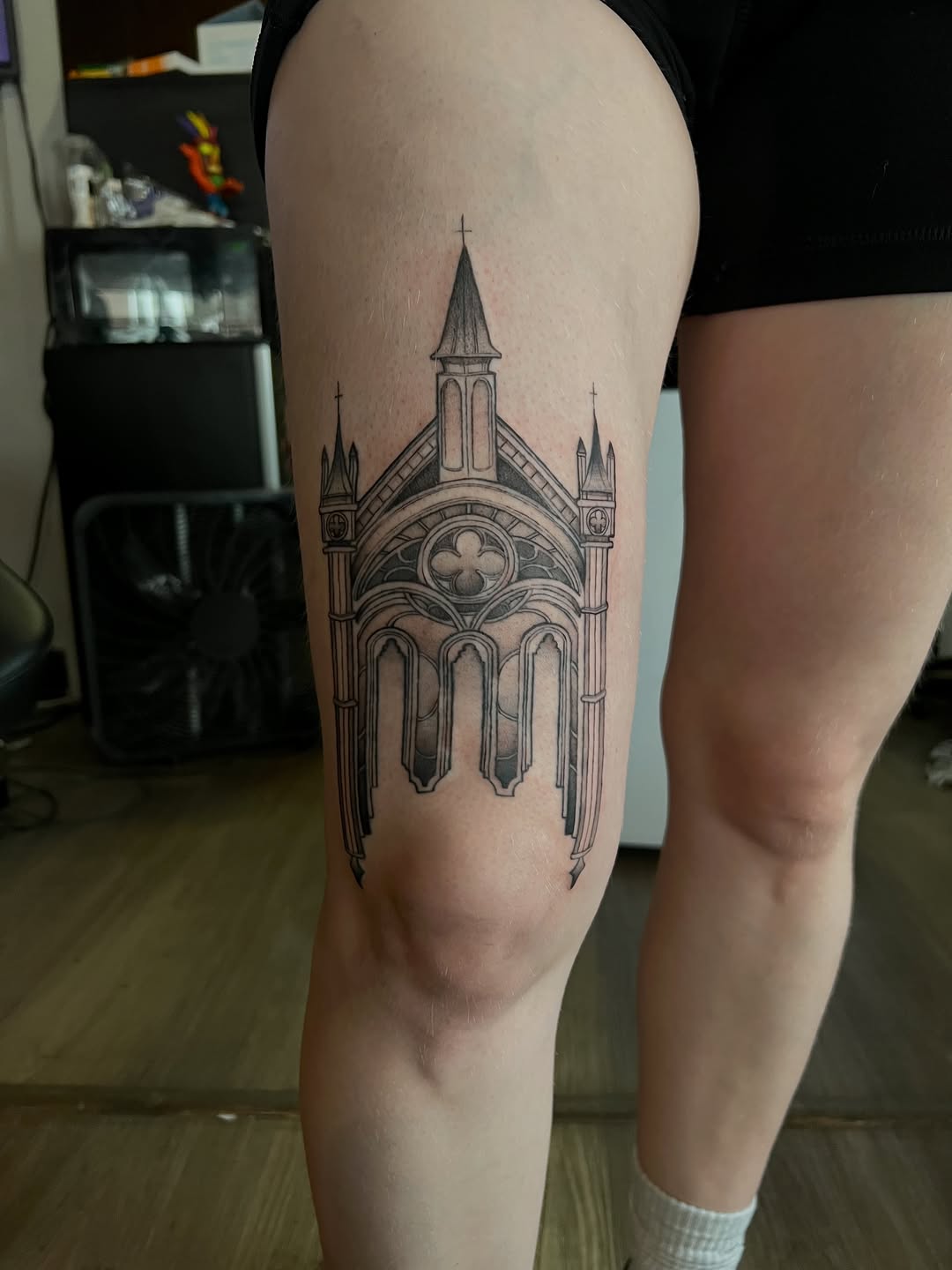 Tattoo by @makoto.tattooarts — black_and_grey, geometric