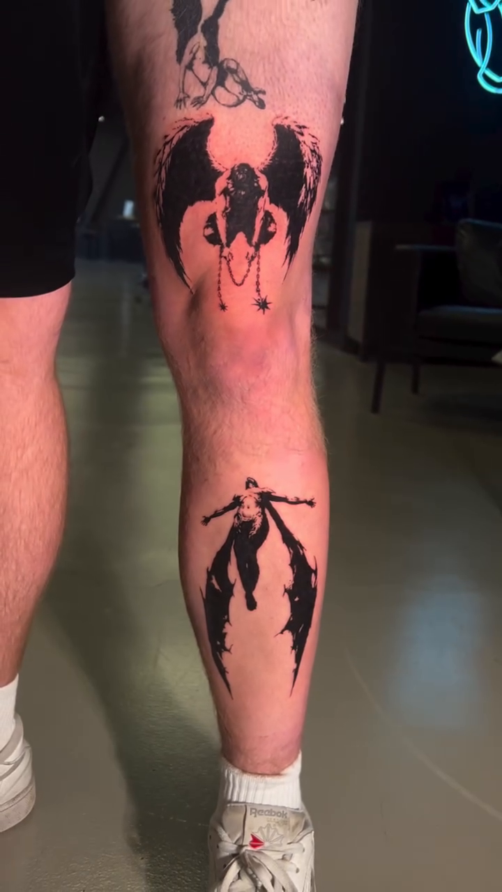 Tattoo by @concepciontattoos — blackwork