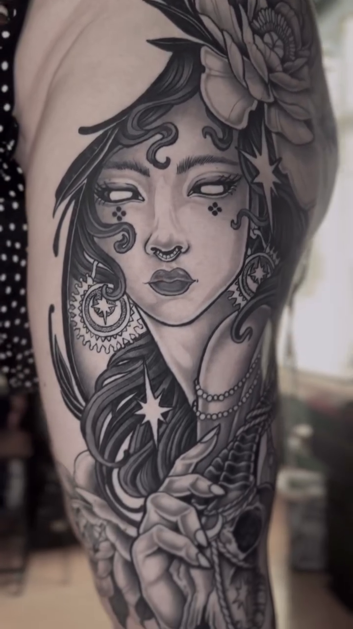 Tattoo by @elliechaseart — black_and_grey, realism
