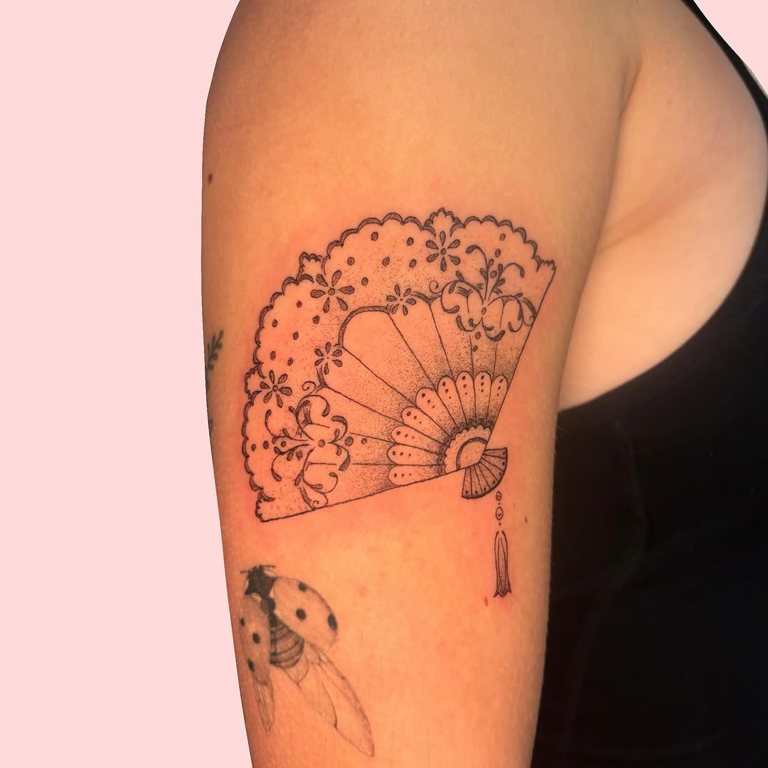 Tattoo by @jo.tattoos47 — fine_line, dotwork