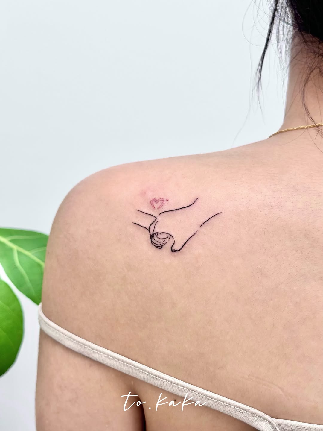 Tattoo by @to.kaka_tattoo — fine_line, minimalist