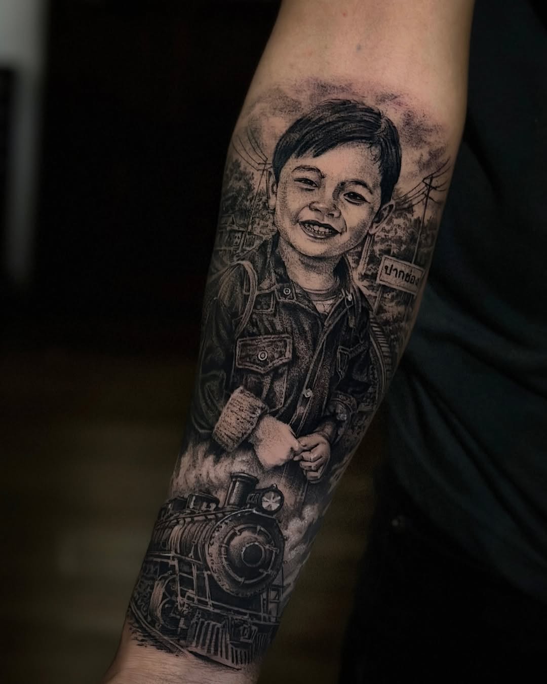 Tattoo by @noir_ink.tattookorat — realism, black_and_grey