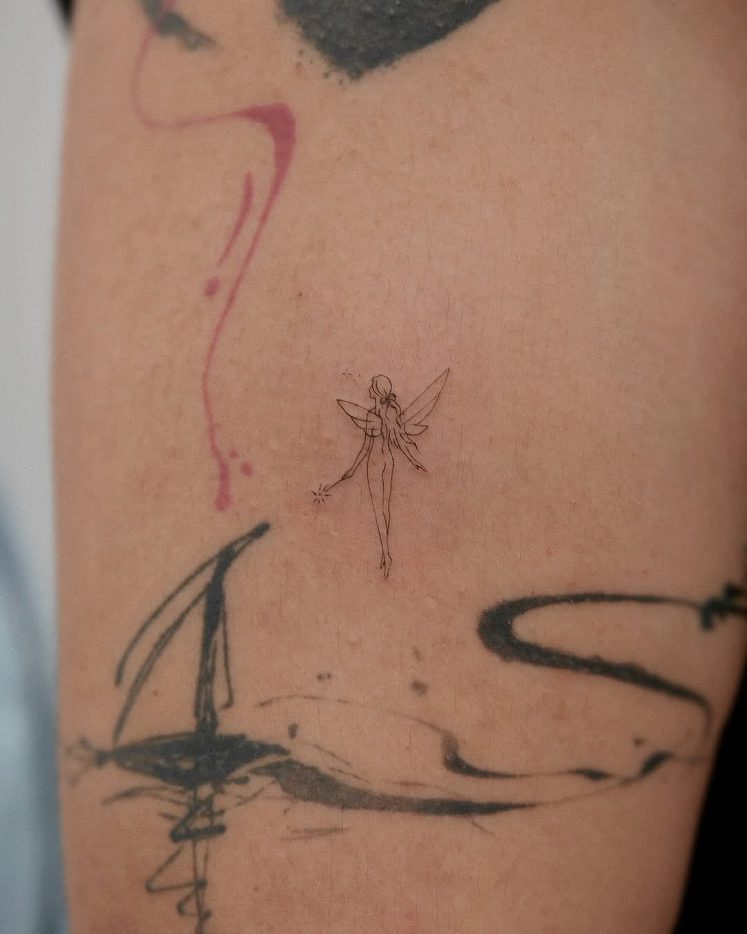 Tattoo by @13.tattooer โ fine_line, minimalist