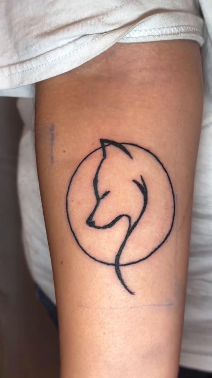 Tattoo by @tit_4_tatz — fine_line