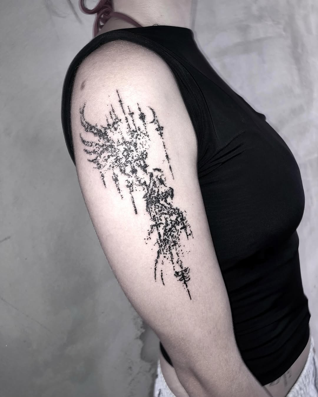Tattoo by @lxk.e4_u β blackwork, dotwork