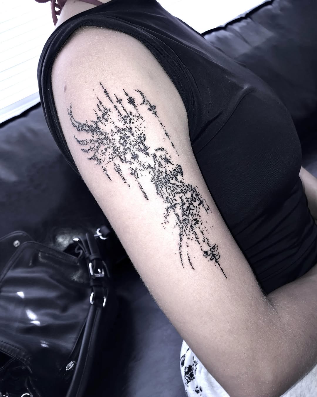 Tattoo by @lxk.e4_u β dotwork, black_and_grey