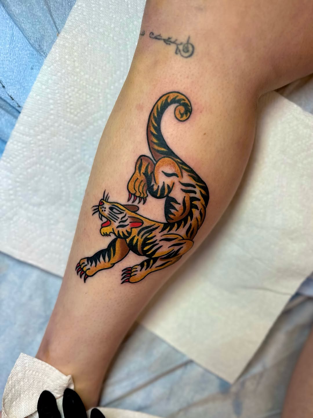 Tattoo by @lnrnts — american_traditional