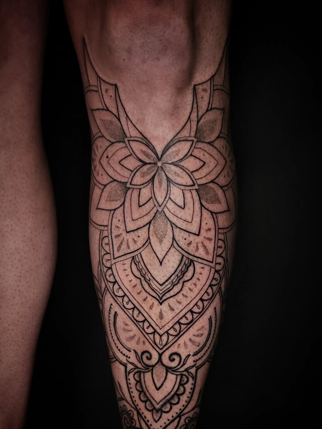 Tattoo by @marthmallow.tatts โ geometric, dotwork