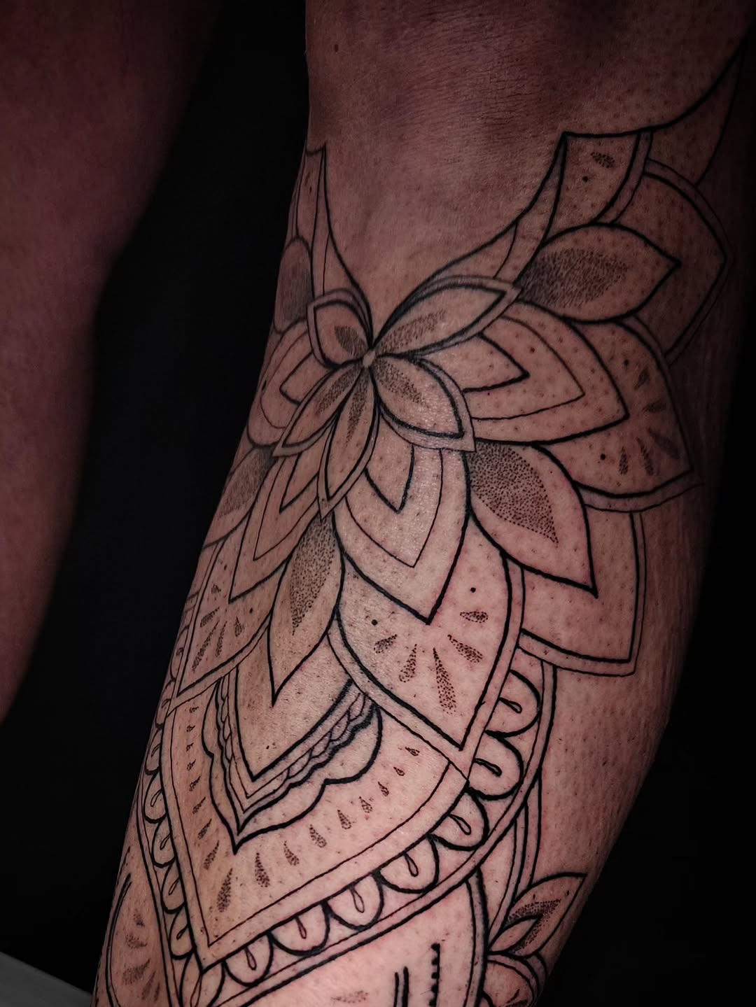 Tattoo by @marthmallow.tatts โ geometric, dotwork