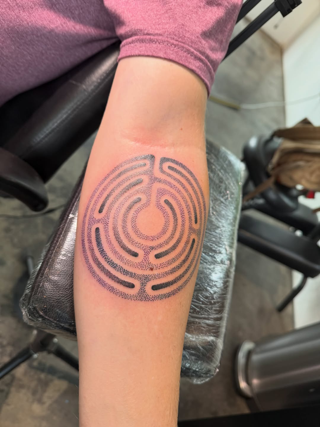 Tattoo by @london_on_the_tatts β dotwork, geometric