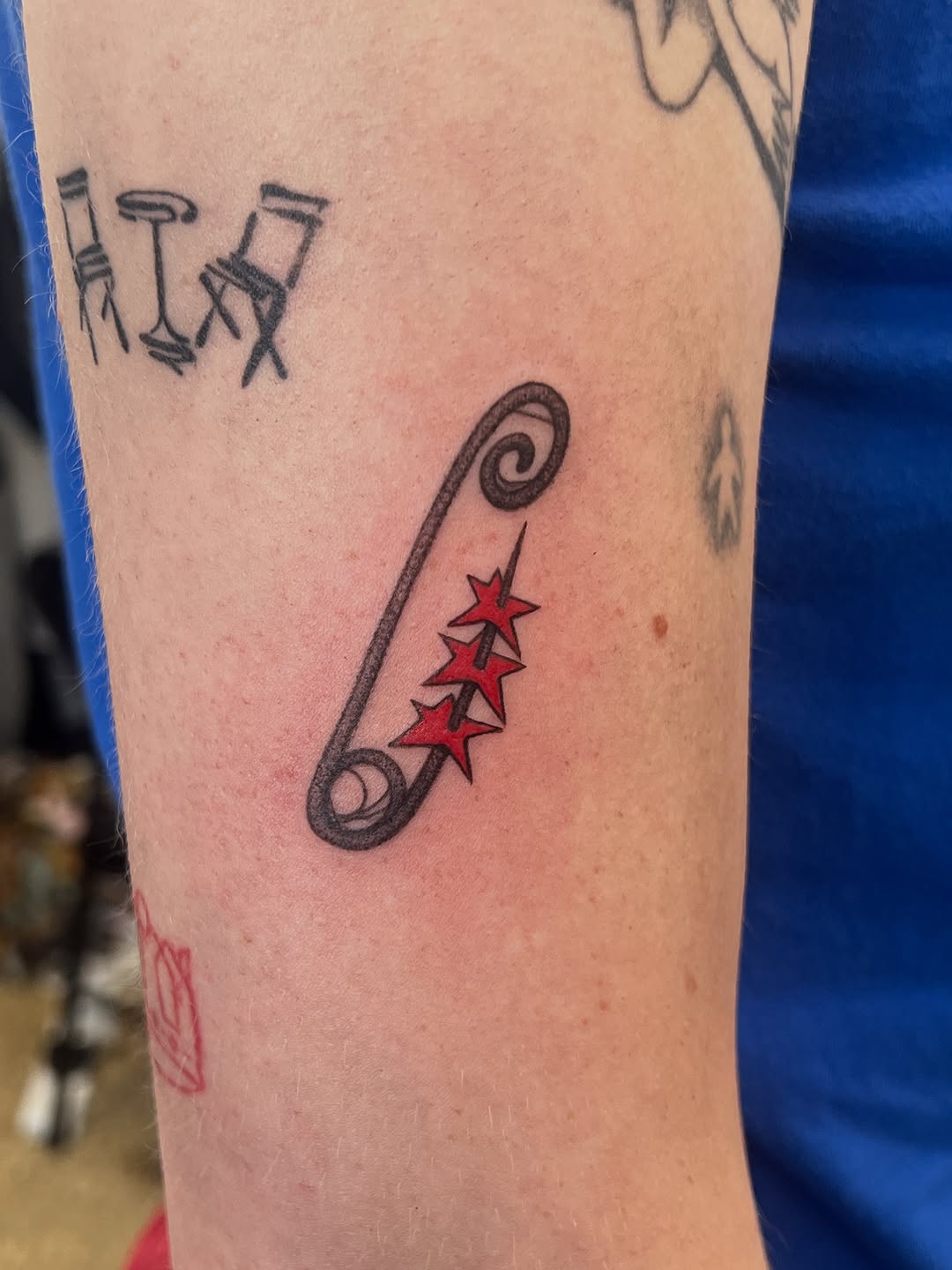 Tattoo by @lanta_ttoo — fine_line, minimalist