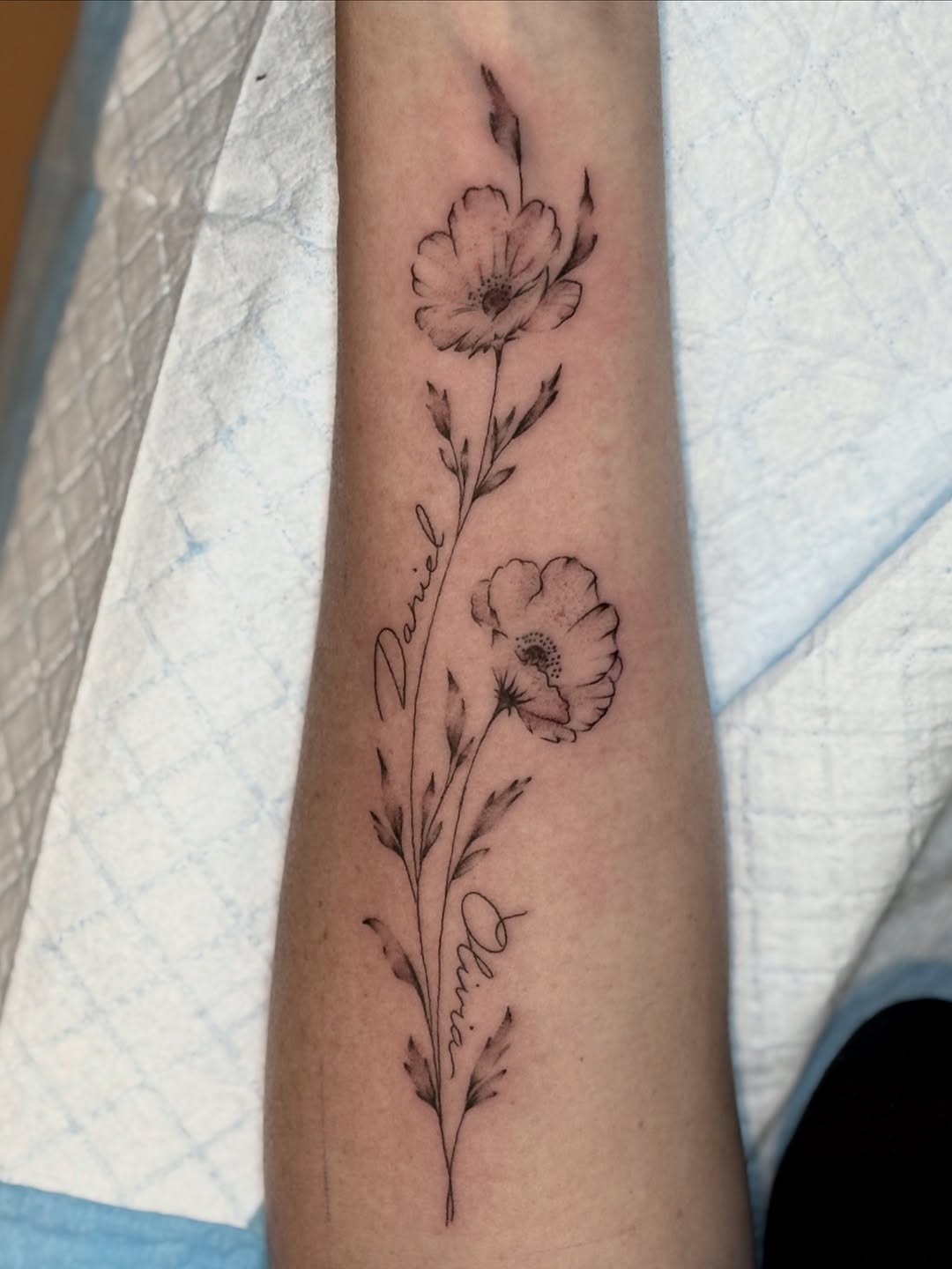 Tattoo by @draventoewstattoo β fine_line, lettering_script