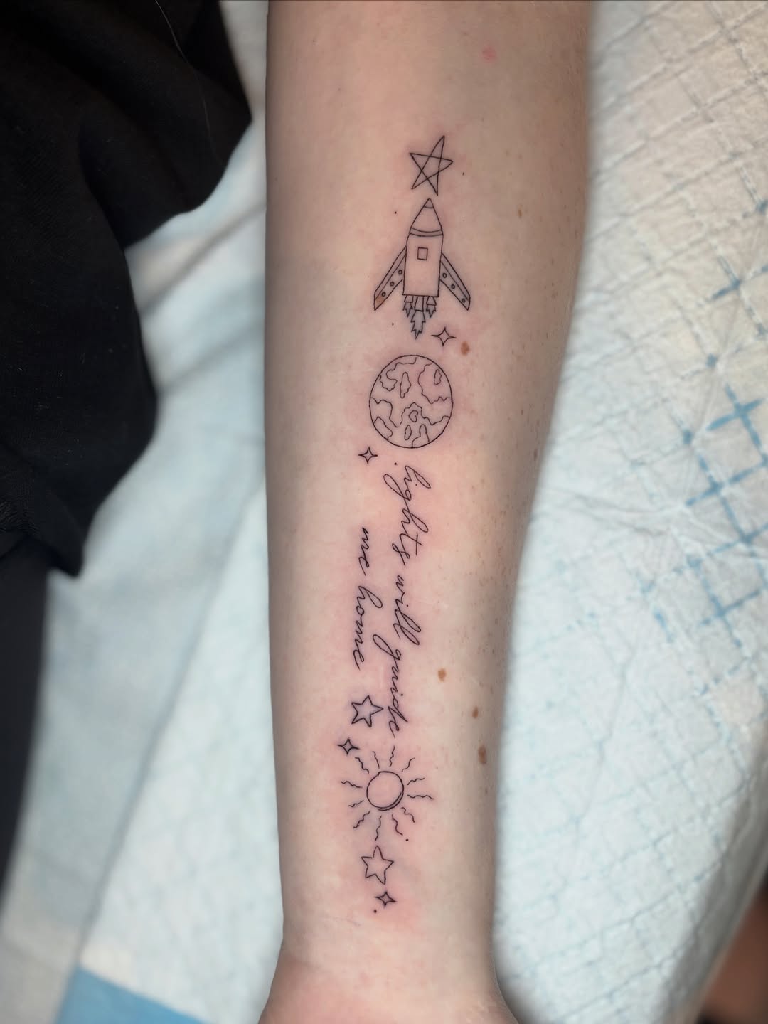 Tattoo by @draventoewstattoo β fine_line, lettering_script