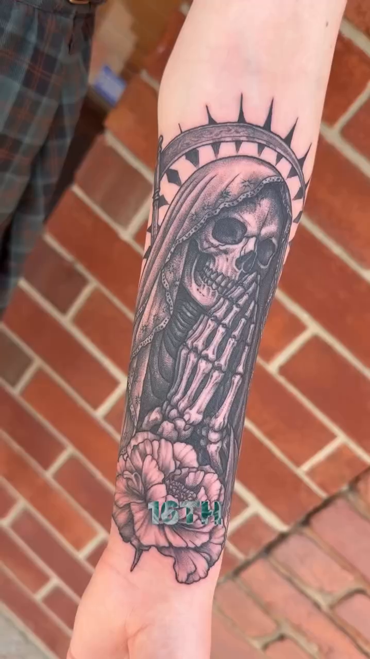 Tattoo by @mrcurlytattoo — black_and_grey, realism